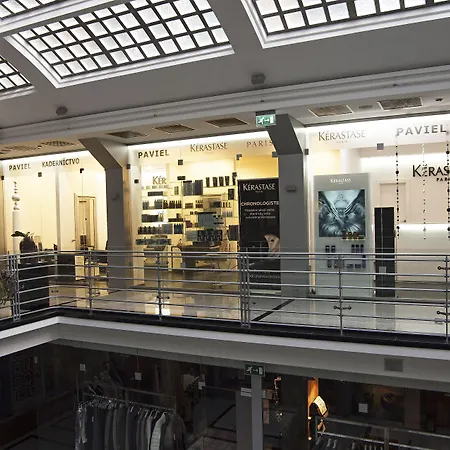 Отель Art William 4*