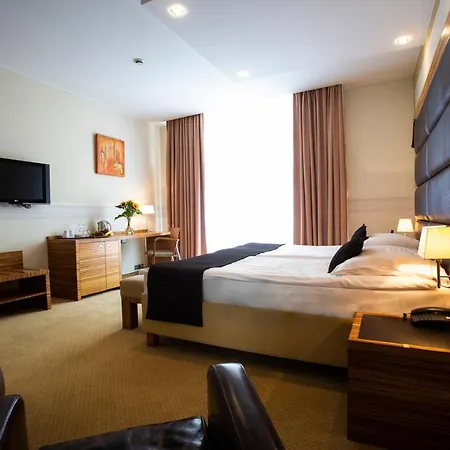 Отель Art William Братислава