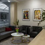 Отель Art William 4*